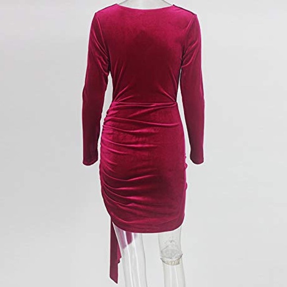 Red velvet v neck bodycon mini dress - Picture 4 of 6